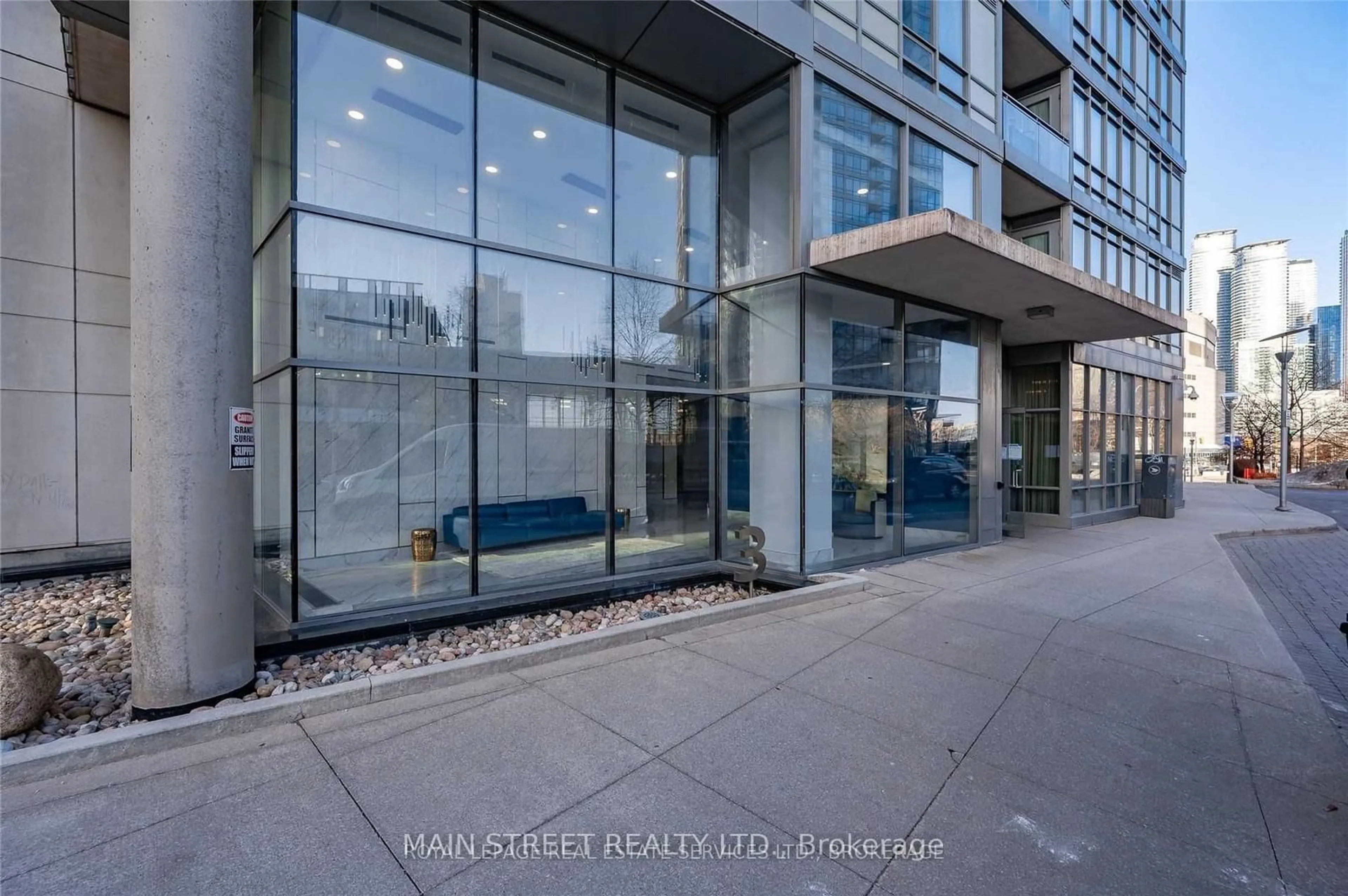 Indoor foyer for 3 Navy Wharf Crt #803, Toronto Ontario M5V 3V1