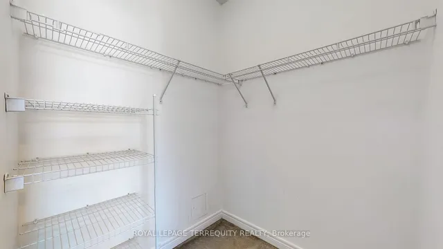 Additional property image - 18 Parkview Ave Unit 207