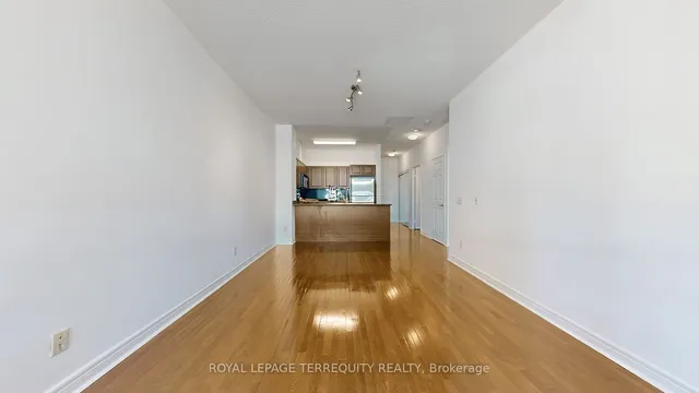 Additional property image - 18 Parkview Ave Unit 207