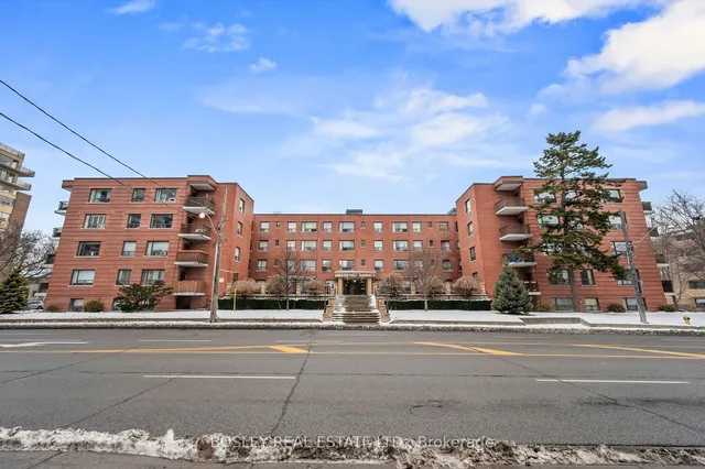 Additional property image - 2550 Bathurst St Unit 206