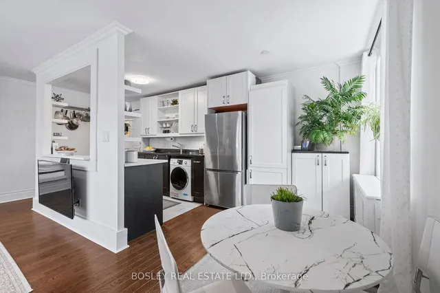 Additional property image - 2550 Bathurst St Unit 206