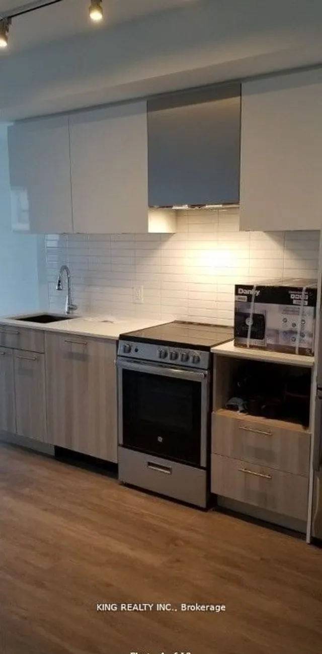 Additional property image - 251 Jarvis St Unit 4804