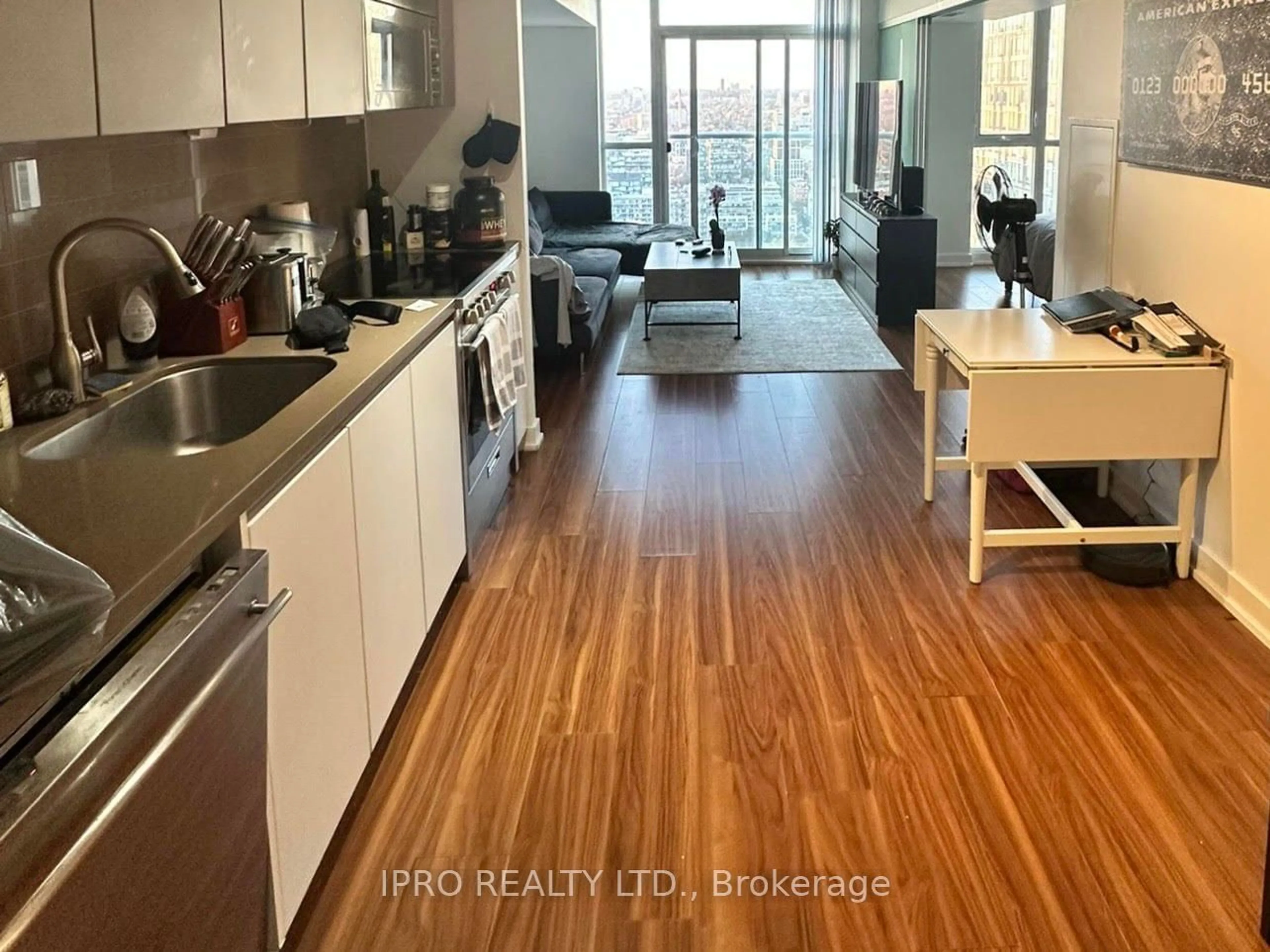 Standard kitchen, wood/laminate floor for 85 Queens Wharf Rd #4109, Toronto Ontario M5V 0J9