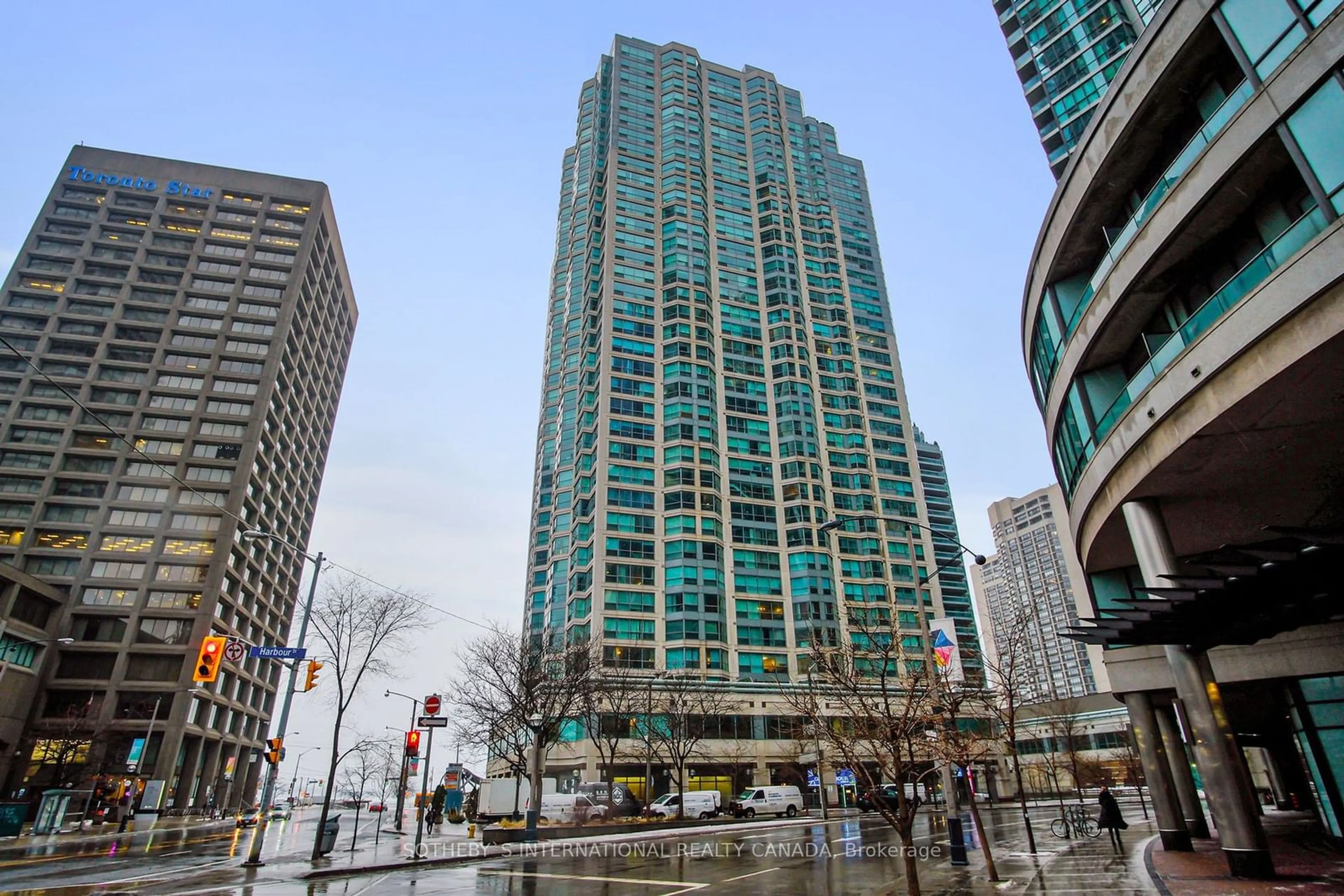 Patio, city buildings view from balcony for 10 Yonge St #1001, Toronto Ontario M5E 1R4