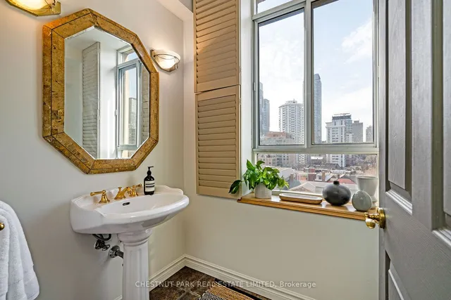 Additional property image - 135 Maitland St Unit PH3