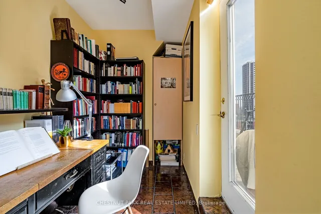 Additional property image - 135 Maitland St Unit PH3