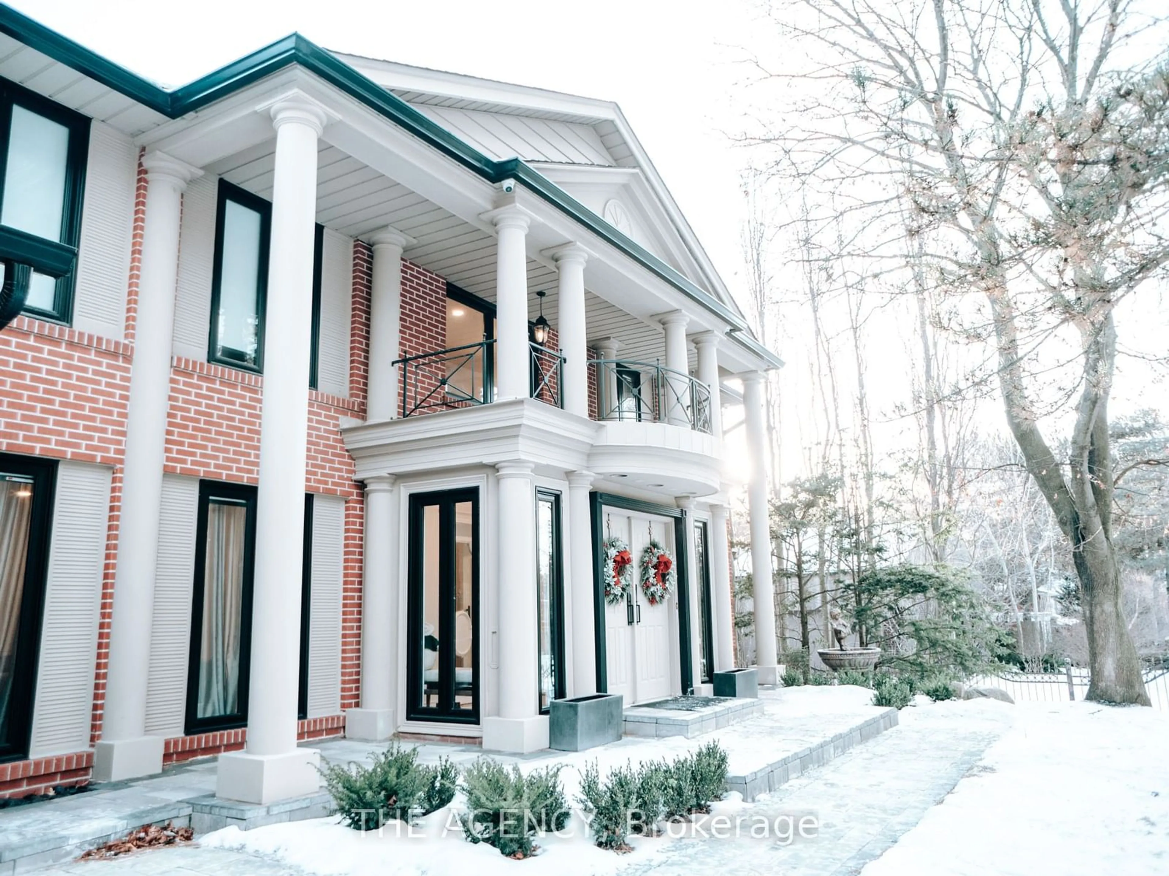 Home with brick exterior material, unknown for 7 Shady Oaks Cres, Toronto Ontario M3C 2L4