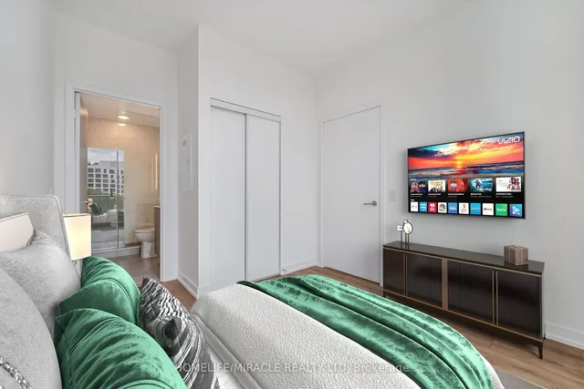 Additional property image - 500 Dupont St Unit 317