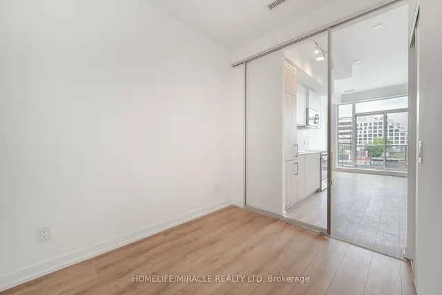 Additional property image - 500 Dupont St Unit 317