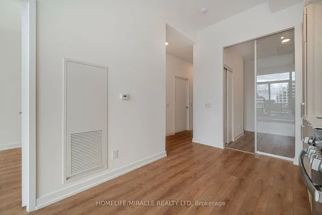 Additional property image - 500 Dupont St Unit 317