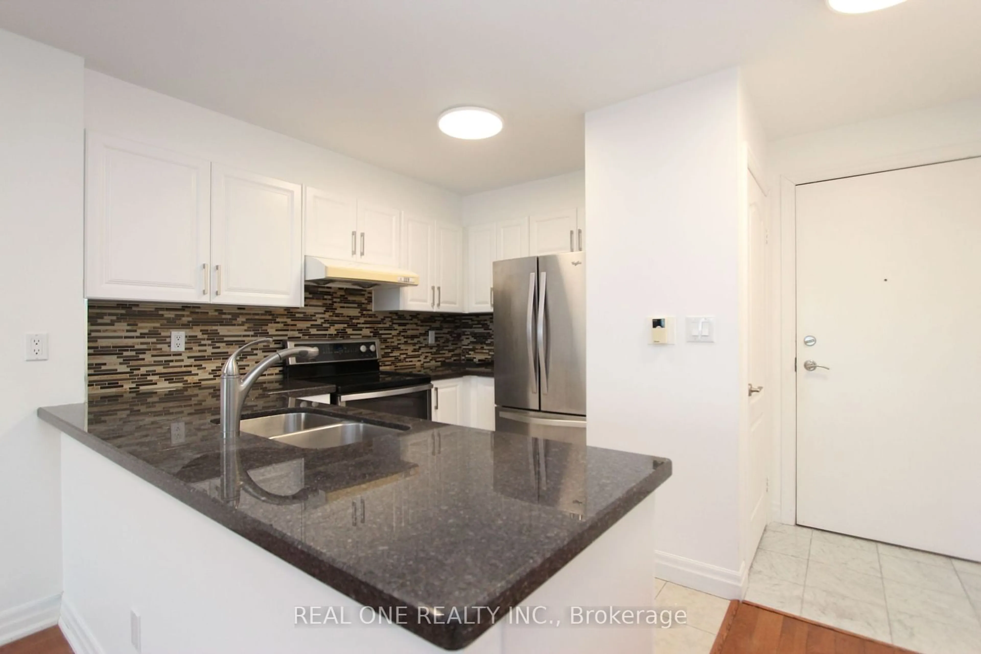 Standard kitchen, unknown for 188 Doris Ave #1109, Toronto Ontario M2N 6Z5