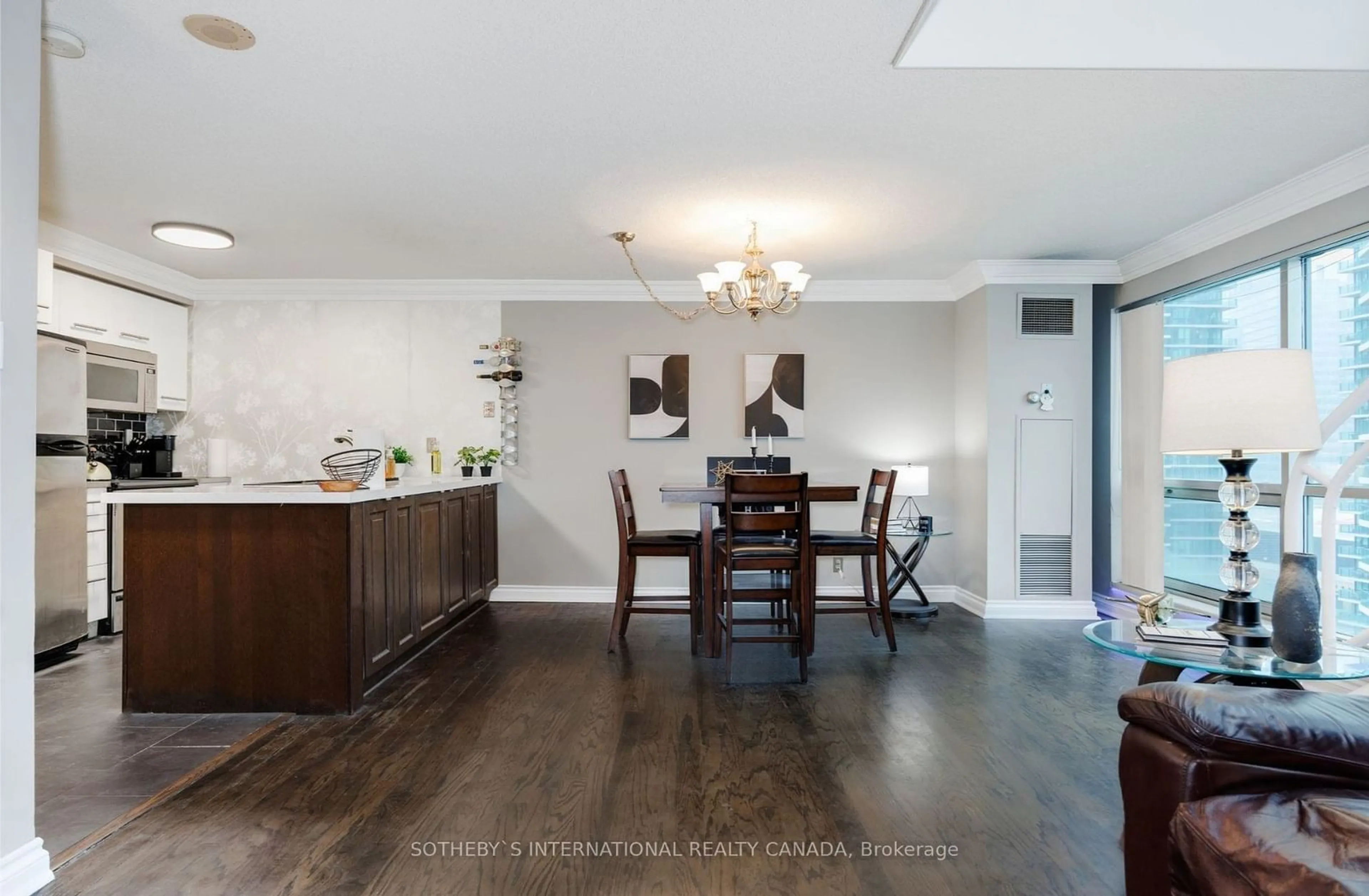 Dining room, unknown for 10 Yonge St #1805, Toronto Ontario M5E 1R4