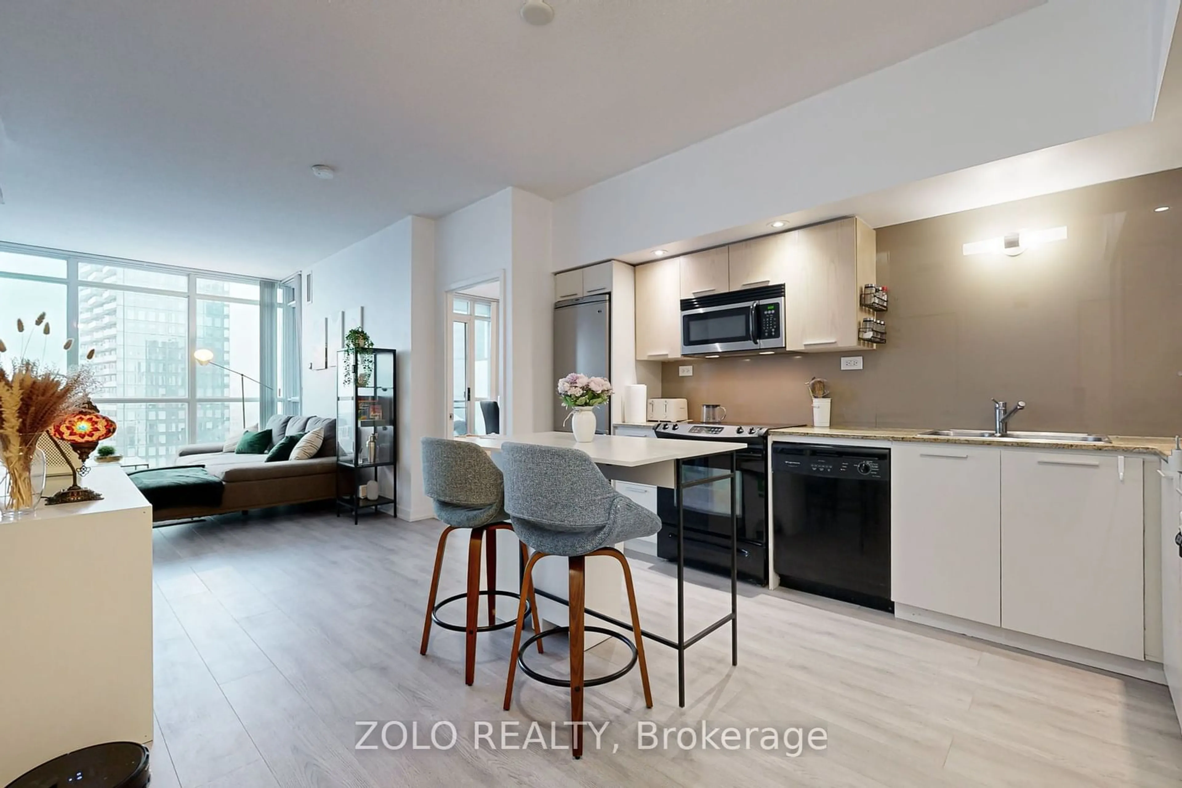 Open concept kitchen, ceramic/tile floor for 25 Capreol Crt #3306, Toronto Ontario M5V 3Z7