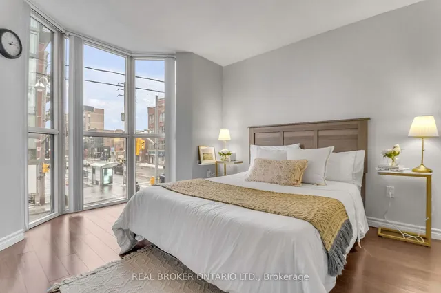 Additional property image - 725 King St Unit 213