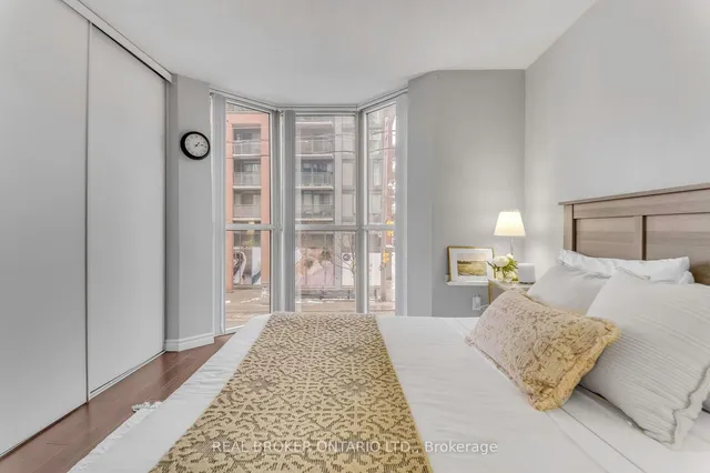 Additional property image - 725 King St Unit 213