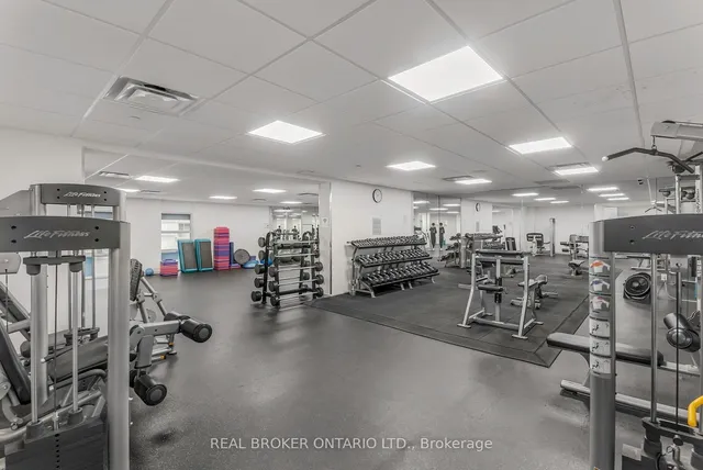 Additional property image - 725 King St Unit 213