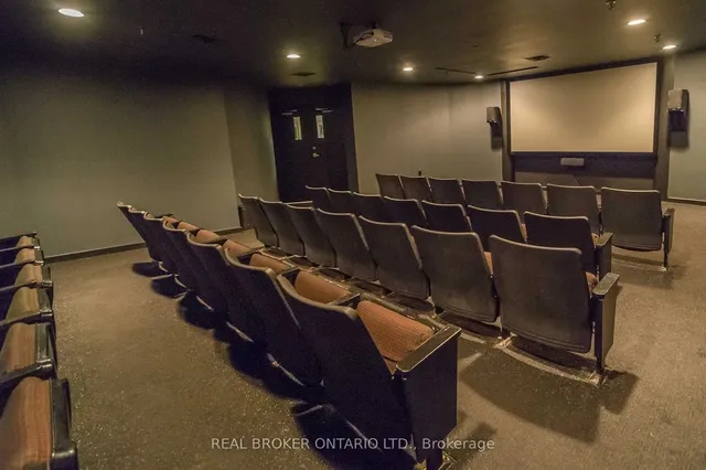 Additional property image - 725 King St Unit 213