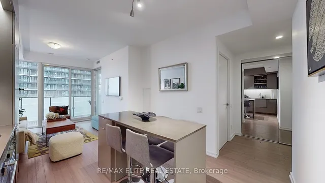 Additional property image - 101 Peter St Unit 2701