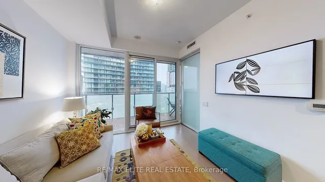 Additional property image - 101 Peter St Unit 2701