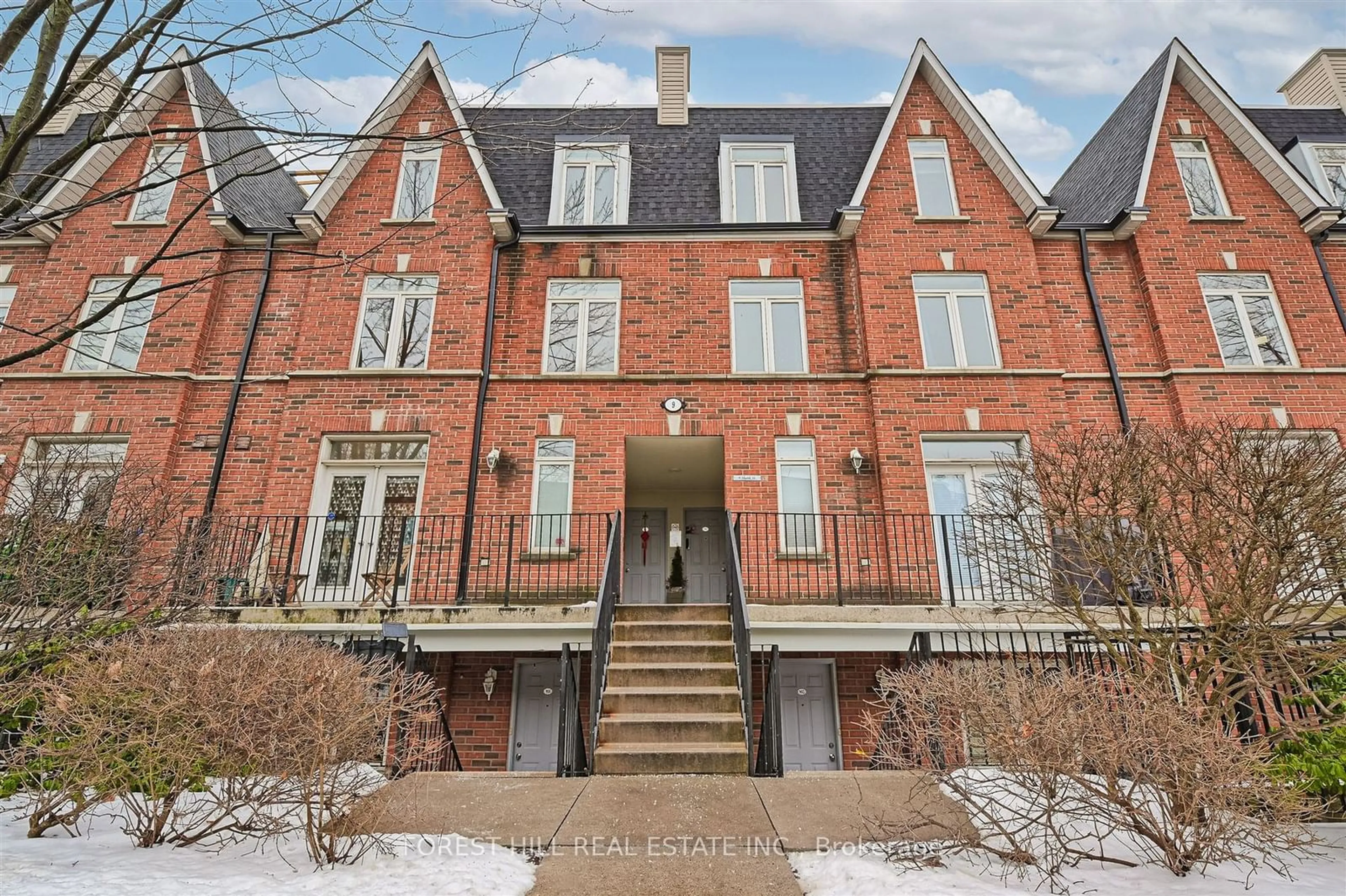 Home with brick exterior material, street for 9 Shank St #904, Toronto Ontario M6J 3W9