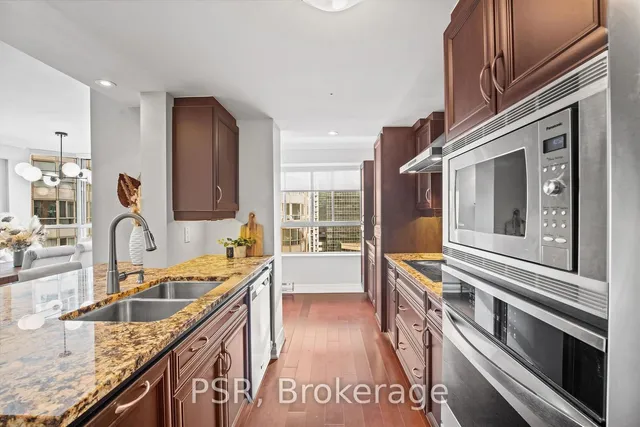 Additional property image - 44 Gerrard St Unit PH1