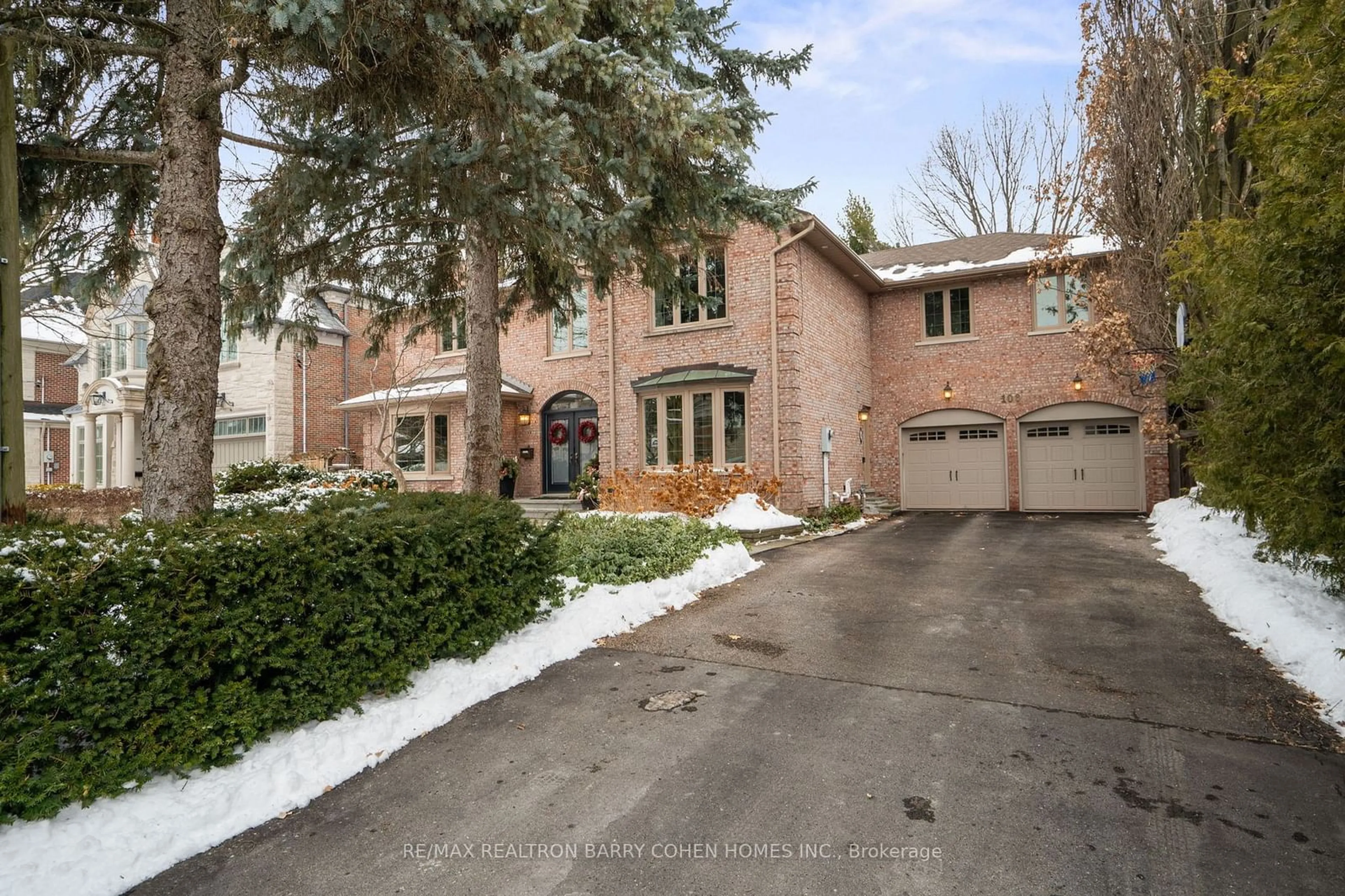 Home with brick exterior material, street for 106 Highland Cres, Toronto Ontario M2L 1H1