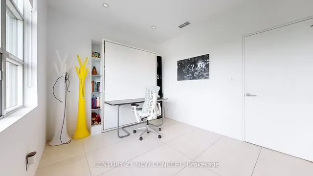 Additional property image - 1 Watergarden Way Unit 501