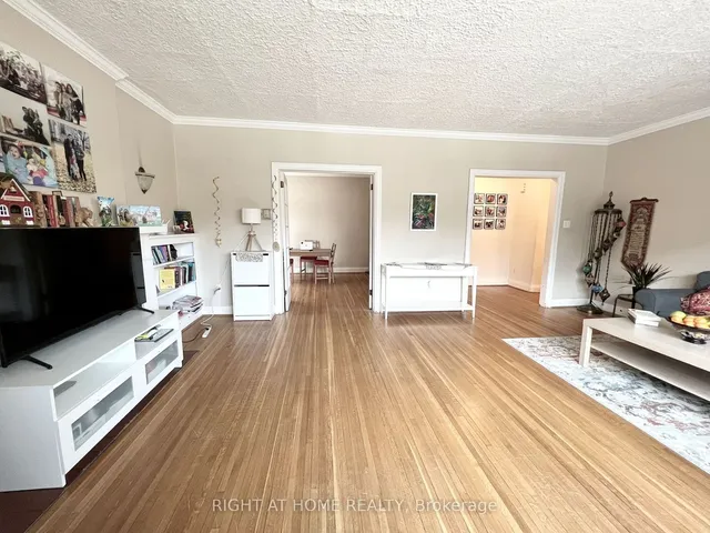 Additional image 7 of 1198 Avenue Rd