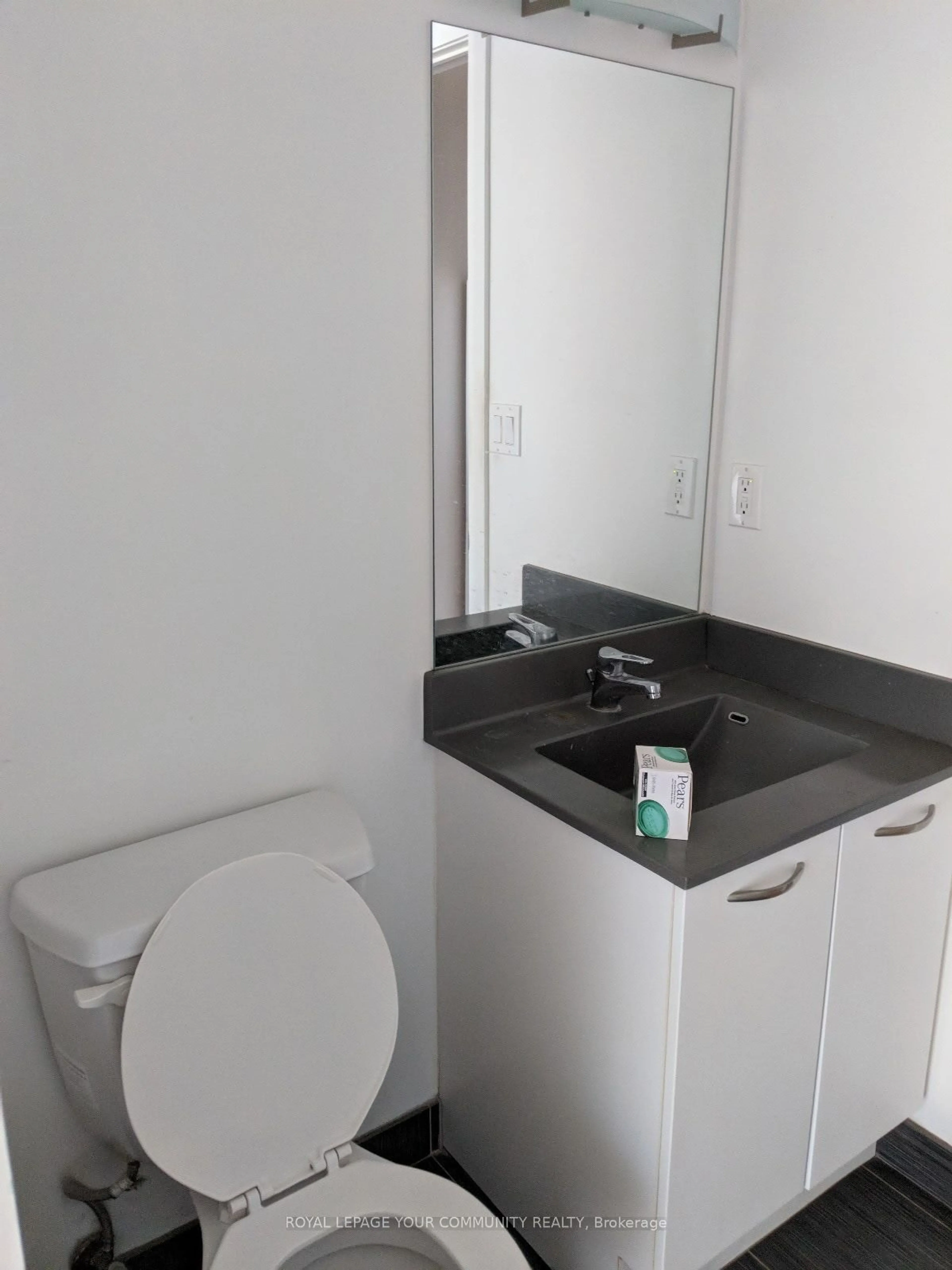 A pic of a room for 150 Sudbury St #2005, Toronto Ontario M6J 3S8