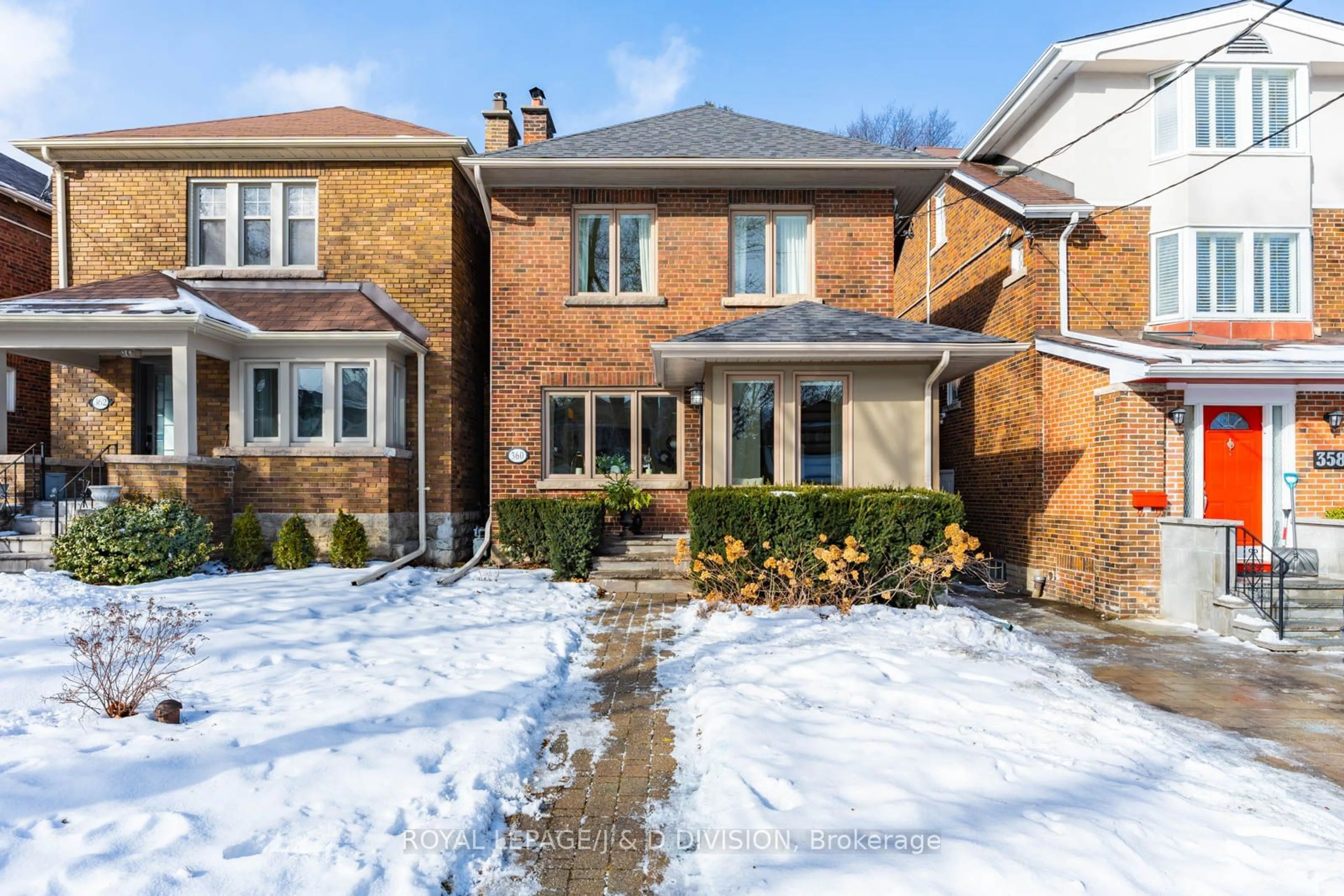 Home with brick exterior material, street for 360 Briar Hill Ave, Toronto Ontario M4R 1J2