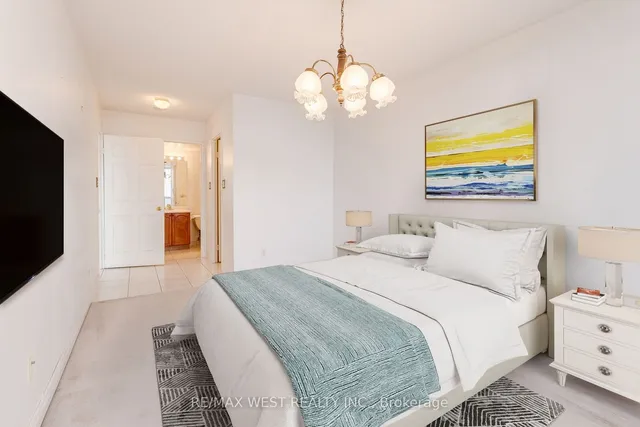 Additional property image - 28 Empress Ave Unit 1011