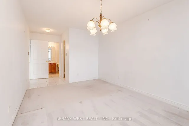 Additional property image - 28 Empress Ave Unit 1011