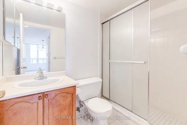 Additional property image - 28 Empress Ave Unit 1011
