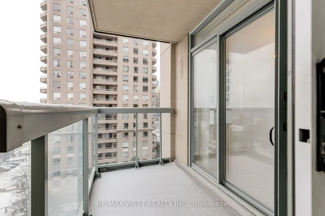 Additional property image - 28 Empress Ave Unit 1011