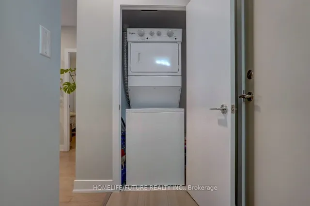 Additional property image - 1486 Bathurst St Unit 503
