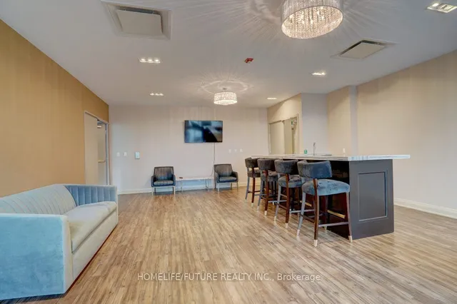 Additional property image - 1486 Bathurst St Unit 503