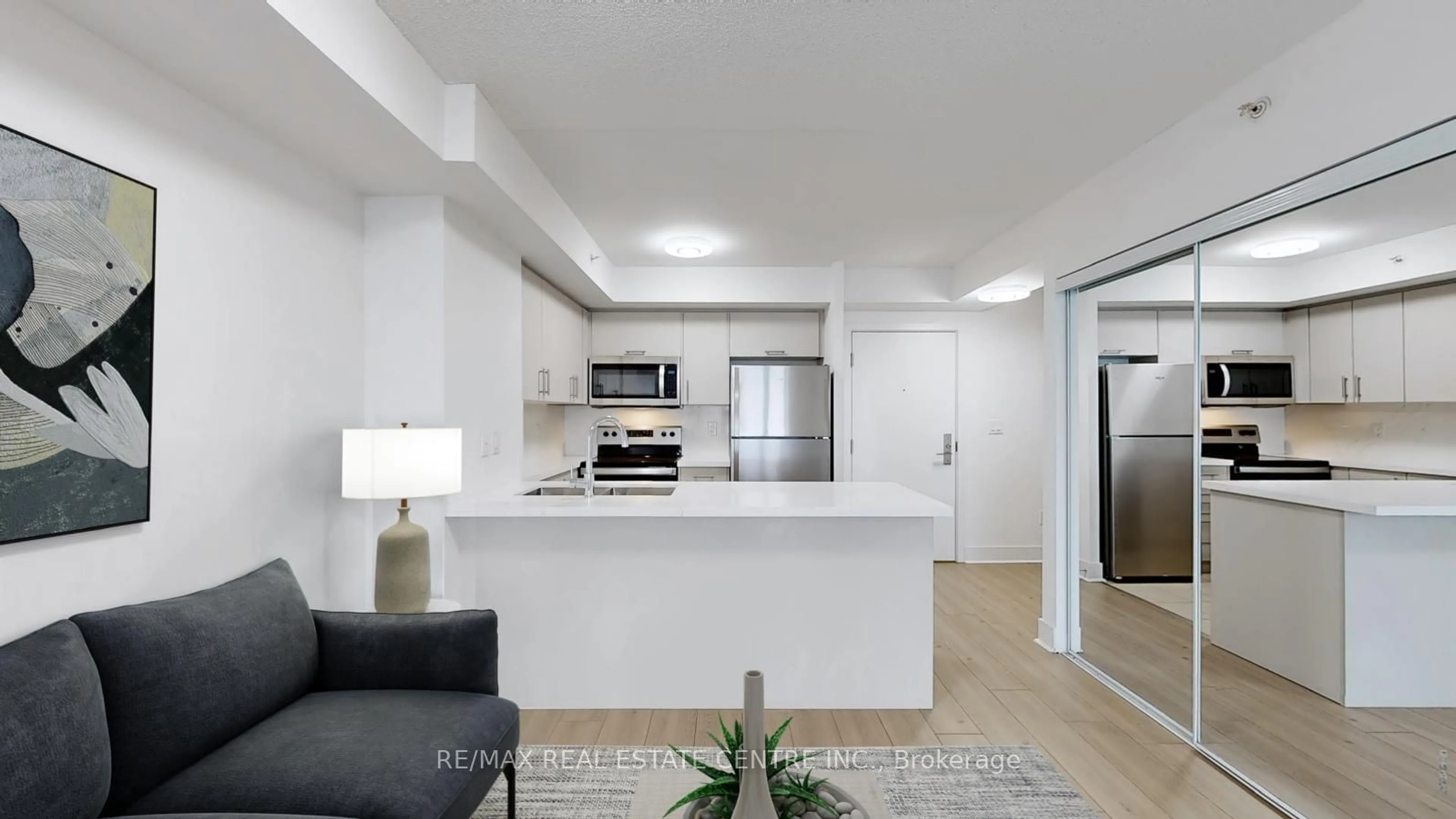 Open concept kitchen, unknown for 5740 Yonge St #1505, Toronto Ontario M2M 0B1