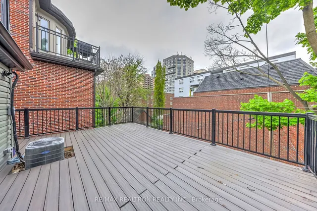 Additional image 16 of 386 Spadina Rd