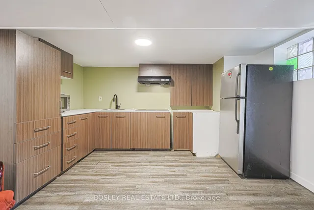 Additional property image - 759 Eglinton Ave
