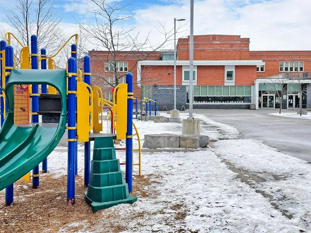 Additional property image - 55 Regent Park Blvd Unit 1312