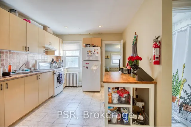 Additional property image - 82 Greensides Ave