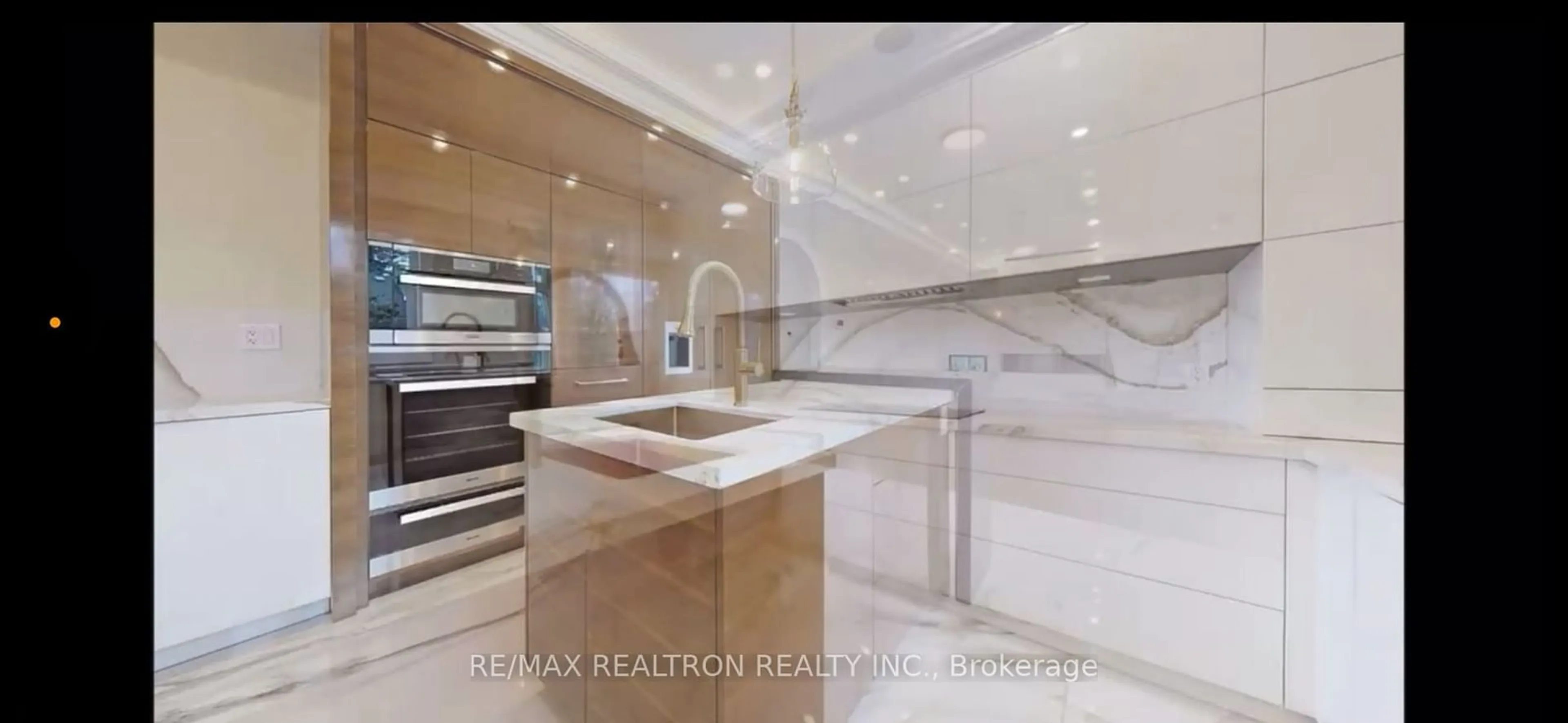 Contemporary kitchen, ceramic/tile floor for 10 Jocelyn Cres, Toronto Ontario M3B 1A2