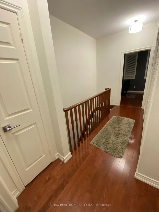 Additional property image - 645 Davenport Rd Unit 6