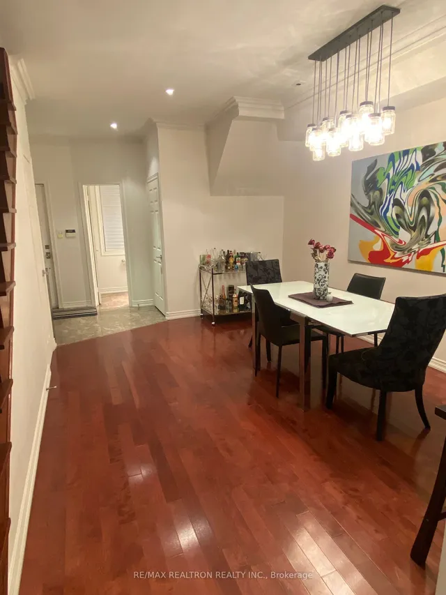 Additional property image - 645 Davenport Rd Unit 6