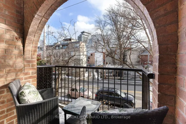 Additional property image - 134 Dupont St