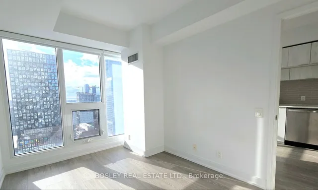 Additional property image - 181 Dundas St Unit 2707