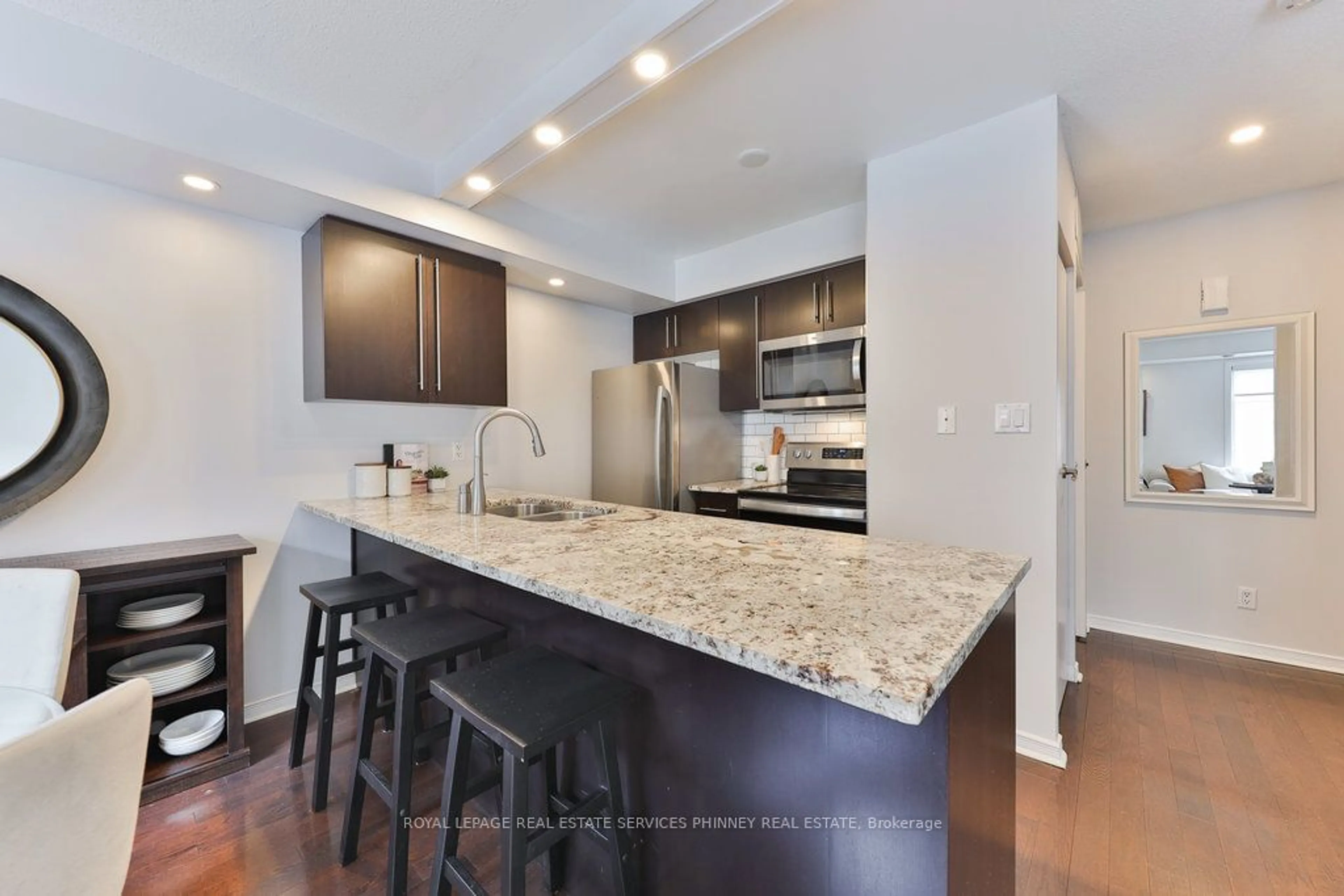 Open concept kitchen, unknown for 50 East Liberty St #1127, Toronto Ontario M6K 3P3