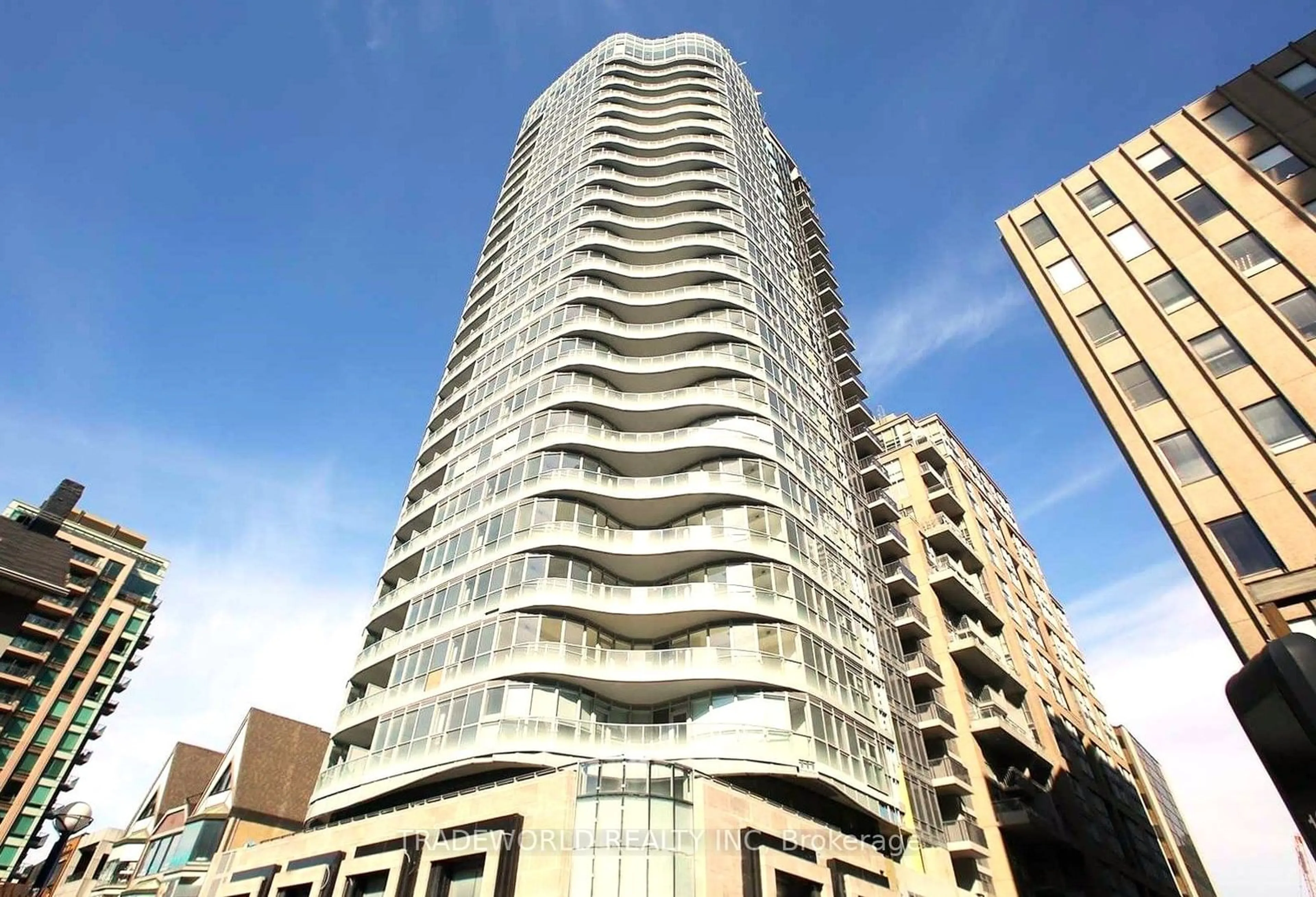 Unknown for 88 Cumberland St #902, Toronto Ontario M5R 0C8