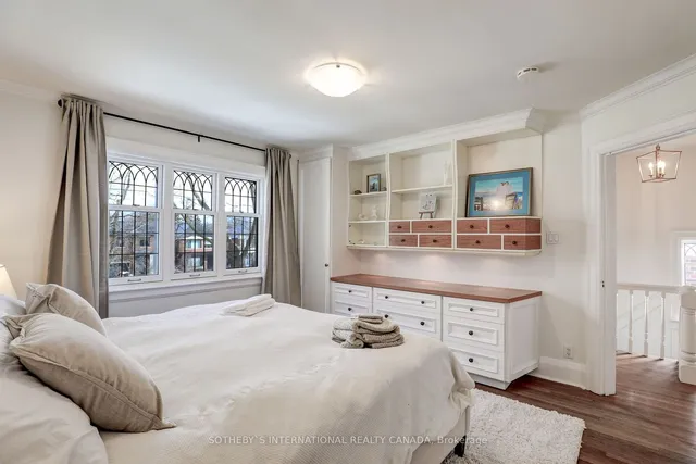 Additional property image - 236 Bessborough Dr