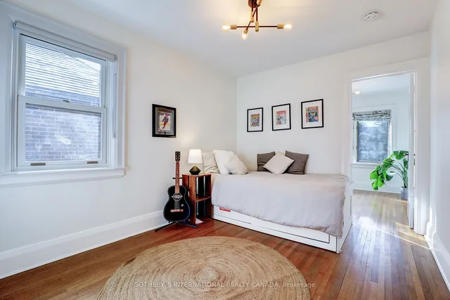 Additional property image - 236 Bessborough Dr